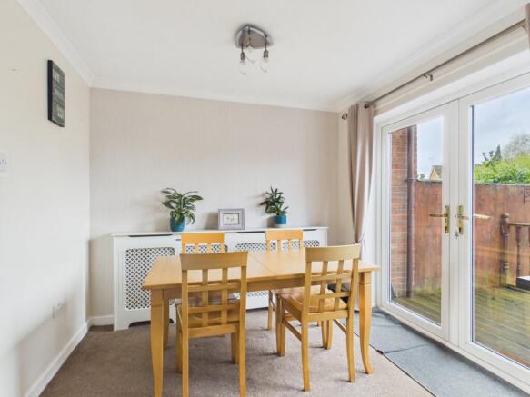 Naomi Close, Blacon, Chester, Cheshire, CH1 photo 4
