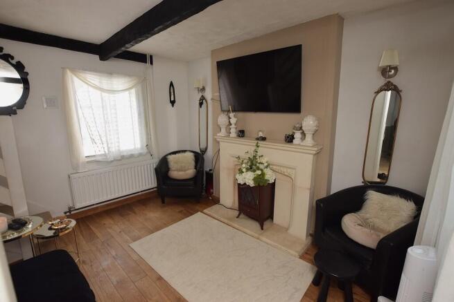 Lounge 1
