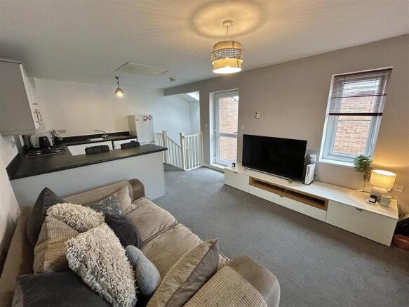 Lounge Kitchen