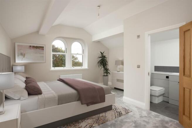 5 bed Semi-Detached for sale Image 7