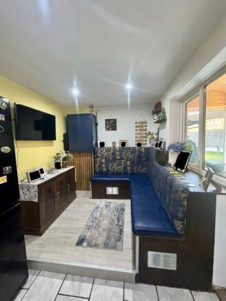 2 bed Terraced for sale Image 5