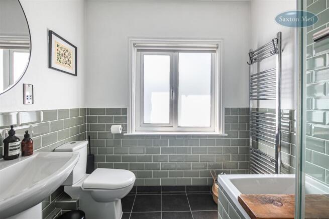 3 bed Terraced for sale Image 8