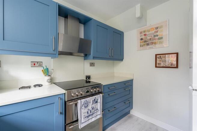 3 bed House for sale Image 9
