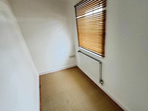 7b6a286b-7b1fad77...