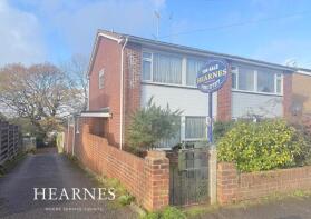 104, Haymoor Road, Poole BH15 3NU