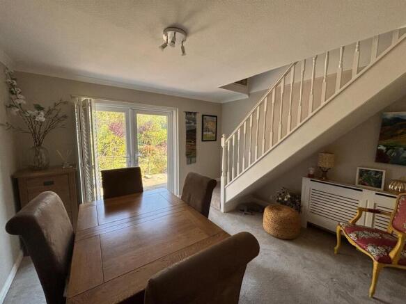 4 bed House for sale Image 9