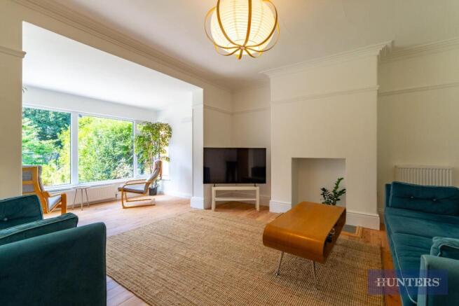 4 bed Semi-Detached for sale Image 11
