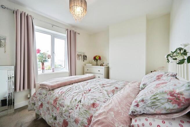 2 bed End of Terrace for sale Image 6