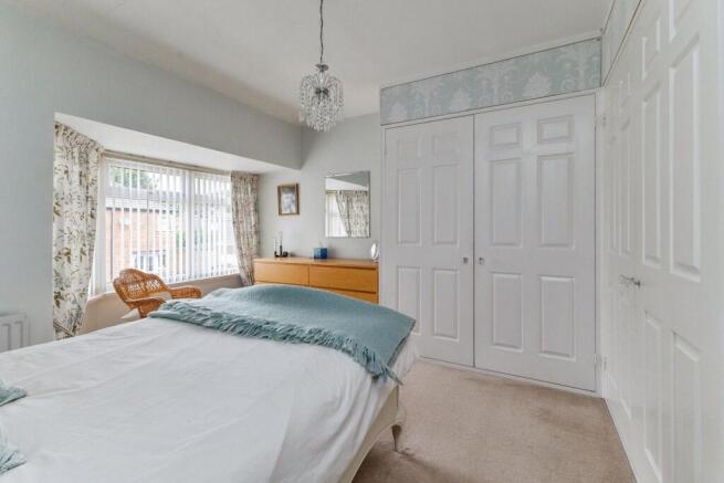 4 bed Semi-Detached for sale Image 10