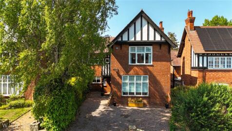 Station Road, Sutton Coldfield, West Midlands, B73