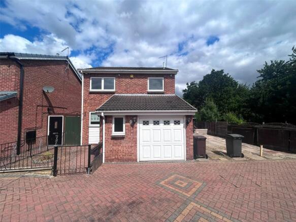 4 bed Detached for sale in sheffield
