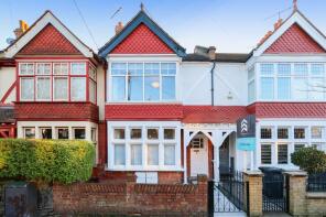 First Floor Flat, 30, Milton Road, London W7 1LF