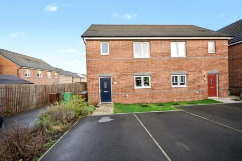 Little Wood Crescent, Wakefield, West Yorkshire