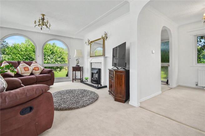 St Brelades, Crouch House Road, Edenbridge, Kent, TN8 photo 5
