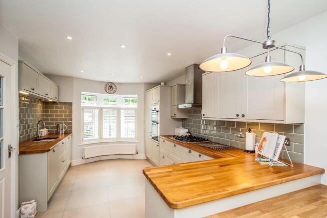 Kitchen / Dining Roo