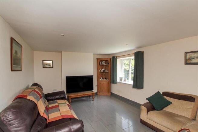 Living Room.JPG