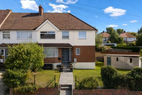 Tartar Road, Cobham, Surrey, KT11