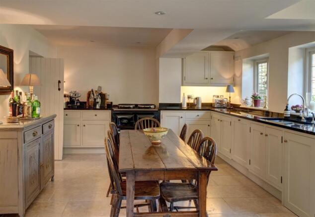 kitchen dining room 180606Brookside-1028.jpg