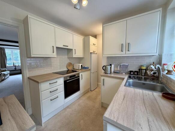 Kitchen:
