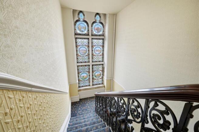 2 bed Flat for sale Image 7