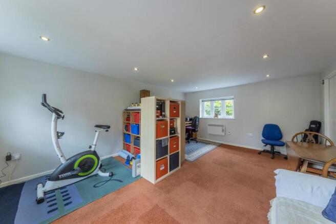 Detached Double Garage (Currently Home Office)