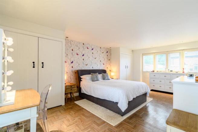 8431570-interior23-800.jpg