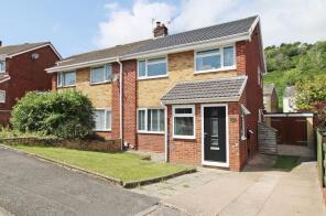 7, Greenlands Road, Pontyclun CF72 8QD