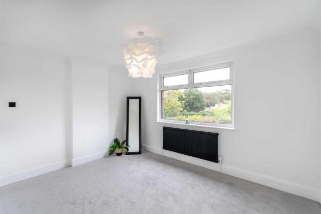 2 bed Semi-Detached for sale Image 10