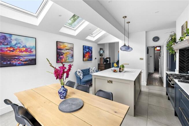 4 bed End of Terrace for sale Image 9