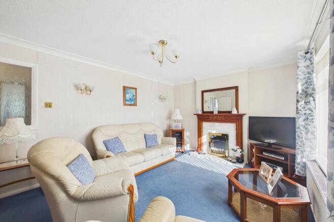 Farnham Croft, Leeds, West Yorkshire, LS14 photo 2