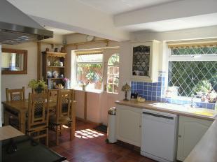 Kitchen/Breakfast