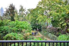 Flat 2, 20, Bonnington Square, London SW8 1TQ