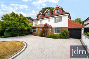 11, Clarendon Way, Chislehurst BR7 6RE