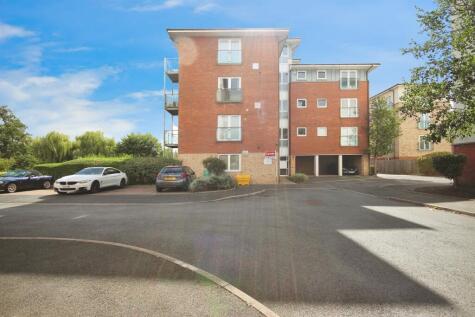 Kempton Drive, Warwick