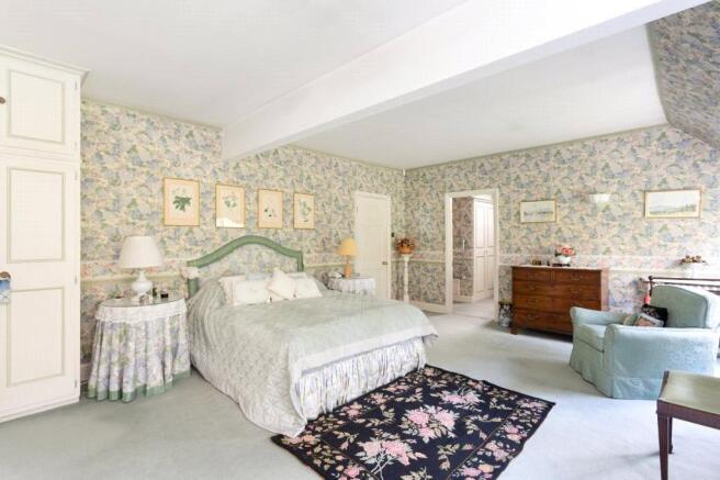 5 Bedrooms