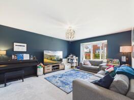2, Rose Meadow, Aylesbury HP17 8FQ