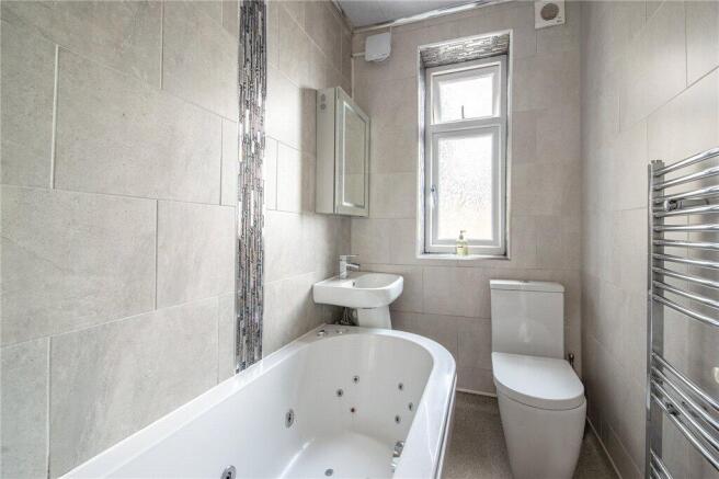 3 bed Terraced for sale Image 7