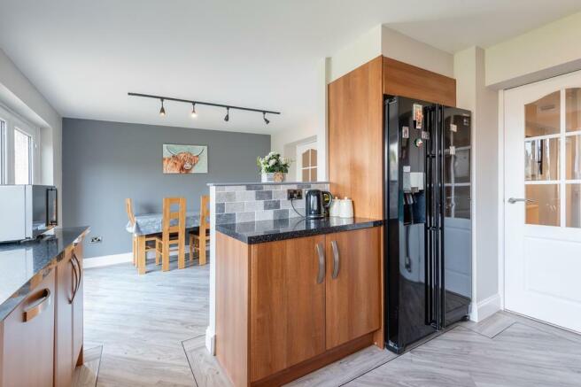 KITCHEN TO DINING