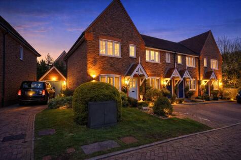 Roundway, Haywards Heath, West Sussex, RH16
