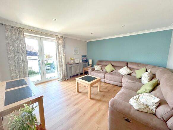 Flora Gardens, Penrose Road, Helston – další