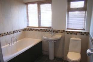 2nd Bathroom