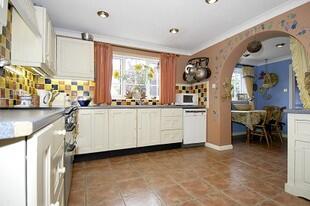 Kitchen/Breakfast Room