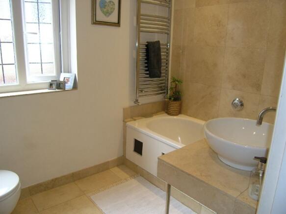 Photo 8