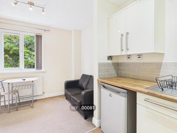 Kitchen & Living area