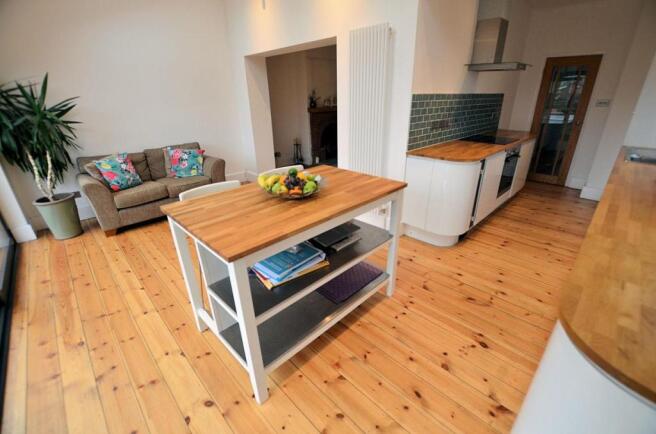 Living room main.jpg