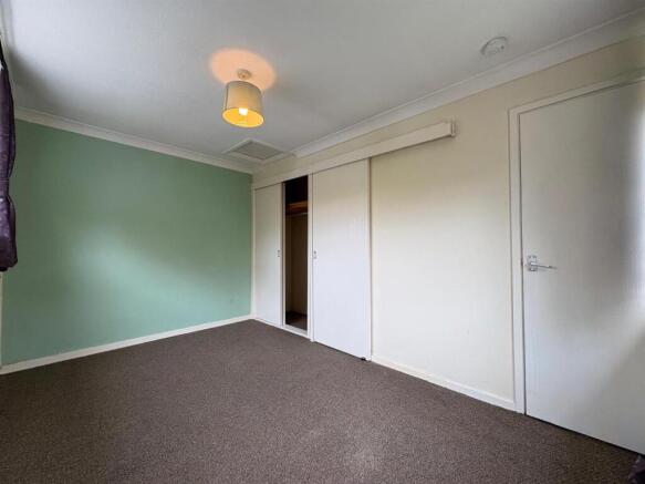 1 bed Semi-Detached for sale Image 4