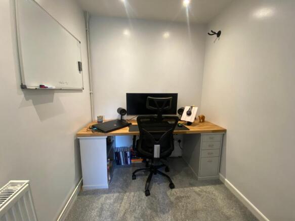 Photo 9