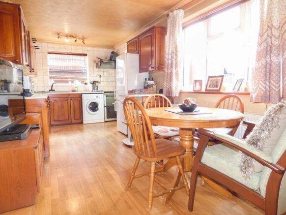 Kitchen & Dining Room