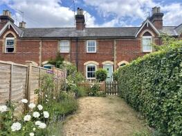 10, Lawnsmead, Wonersh, Guildford GU5 0PQ