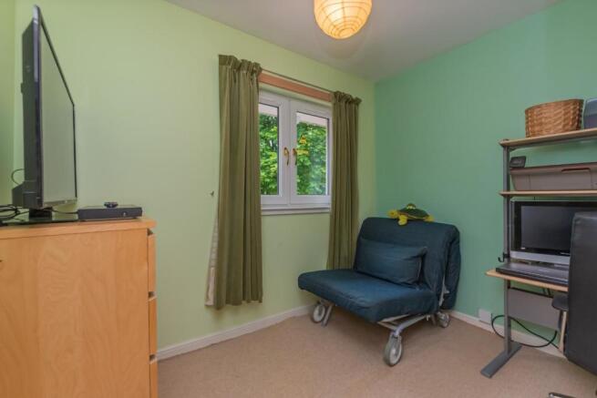 22. Bedroom 4 (1).jpg